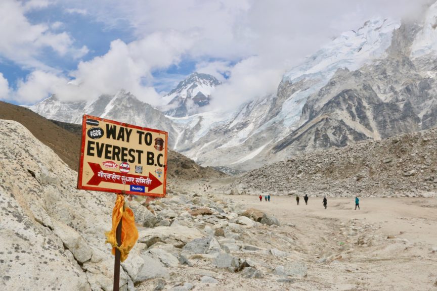 The-Everest-Diaries-Epic-12-Day-Base-Camp-Trek-Review-1-864x576